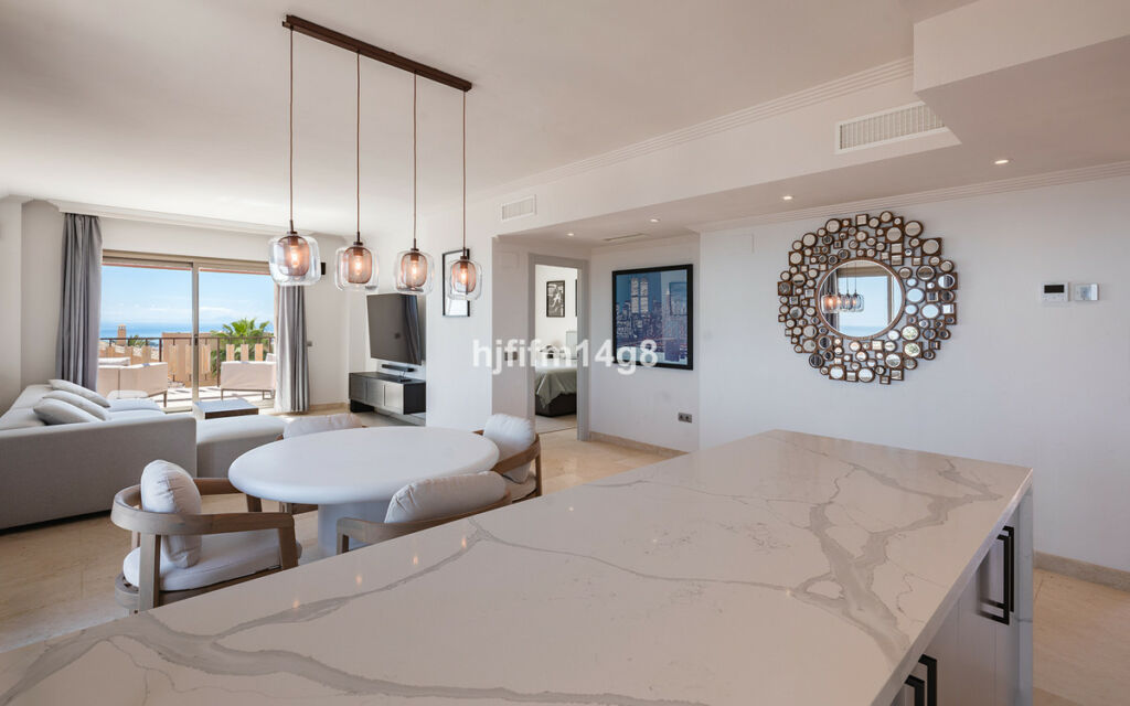 Penthouse Benahavís Málaga - image 9