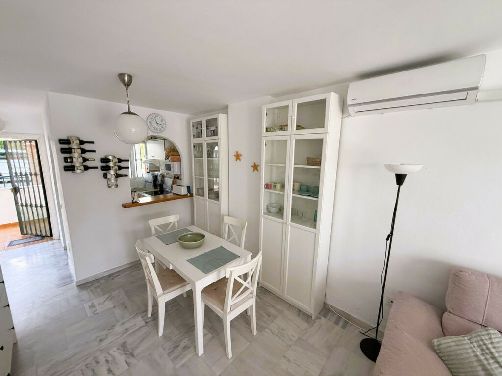 Ground Floor Apartment La Cala de Mijas Málaga - image 8