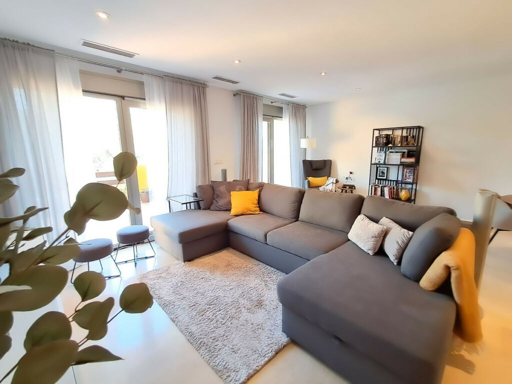 Townhouse Nagüeles Málaga - image 8