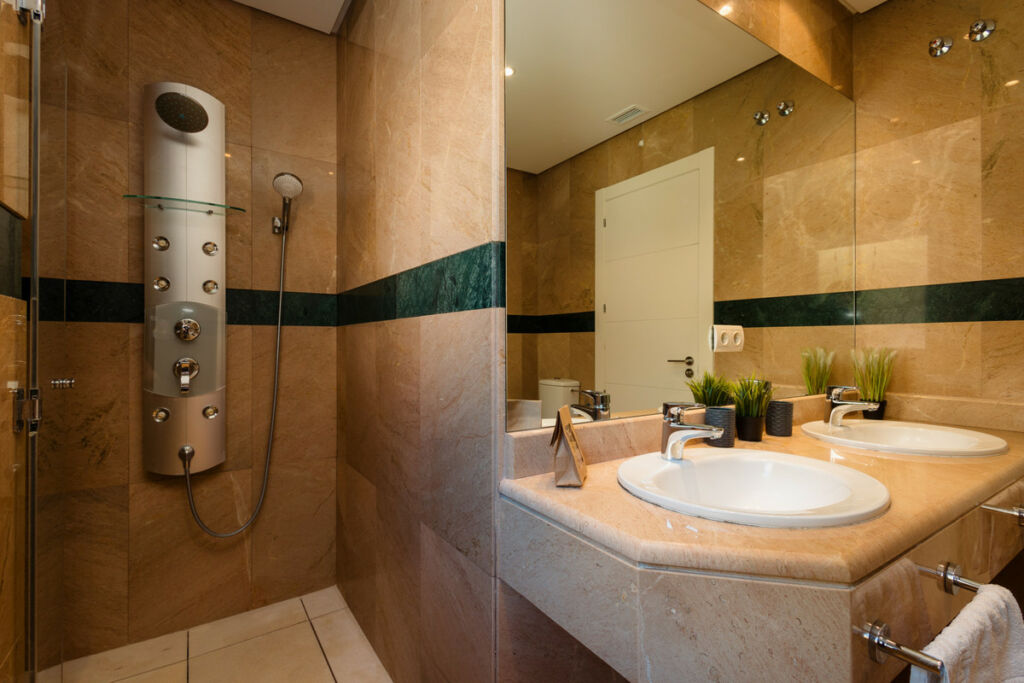 Penthouse Duplex Nueva Andalucía Málaga - image 8