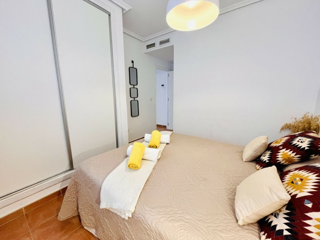 Middle Floor Apartment Guardamar del Segura Alicante - image 8