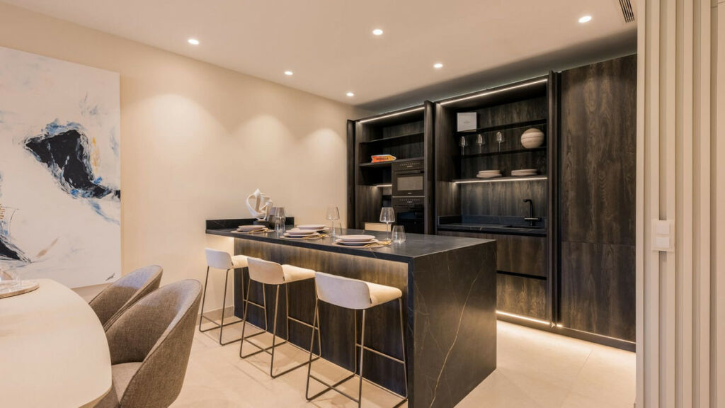 Ground Floor Apartment New Golden Mile Málaga - image 8