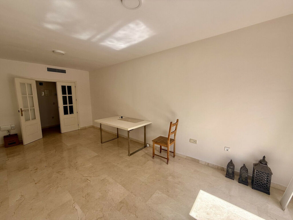 Ground Floor Apartment Cancelada Málaga - image 8