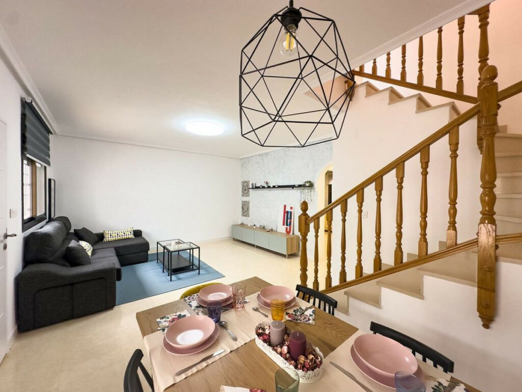 Townhouse San Miguel de Salinas Alicante - image 8
