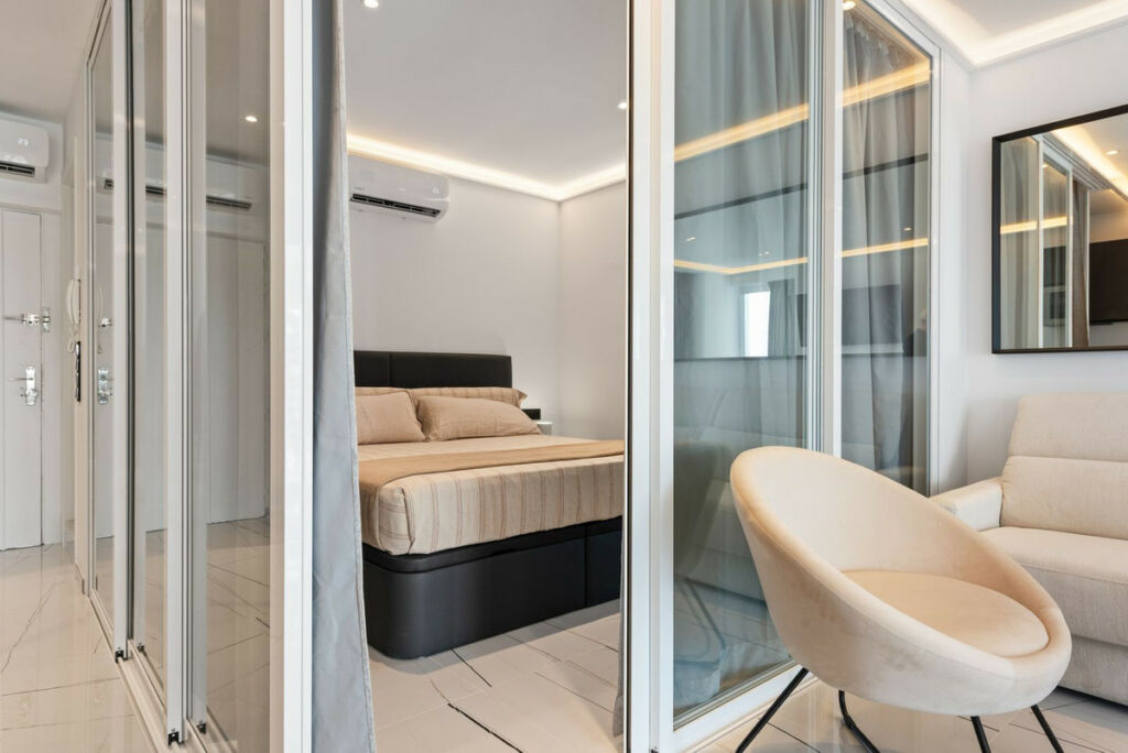 Top Floor Studio Puerto Banús Málaga - image 8