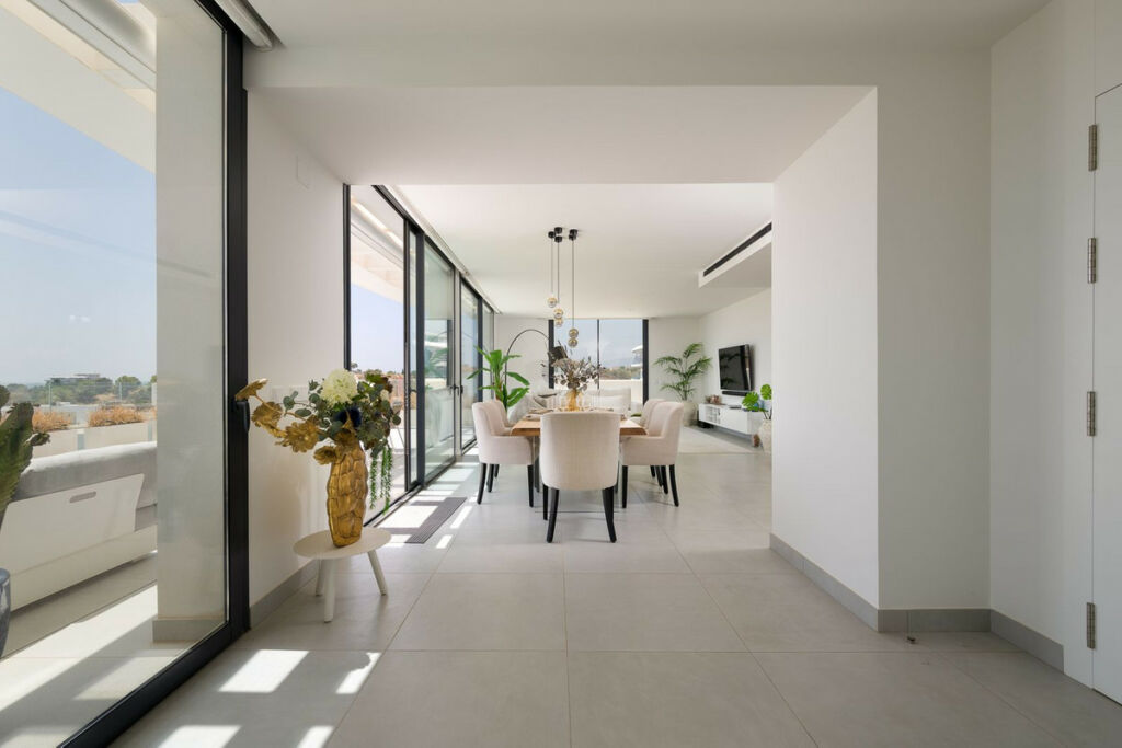 Penthouse Fuengirola Málaga - image 8