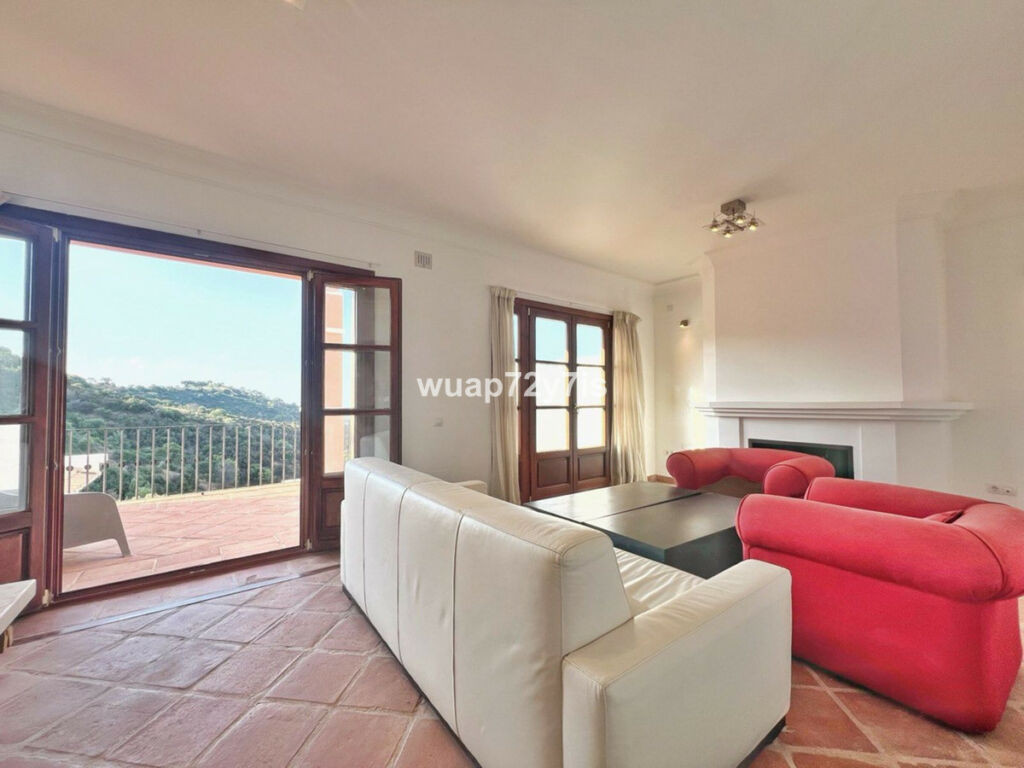Semi-Detached House Benahavís Málaga - image 8