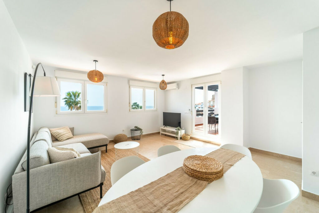 Penthouse Duplex Manilva Málaga - image 8