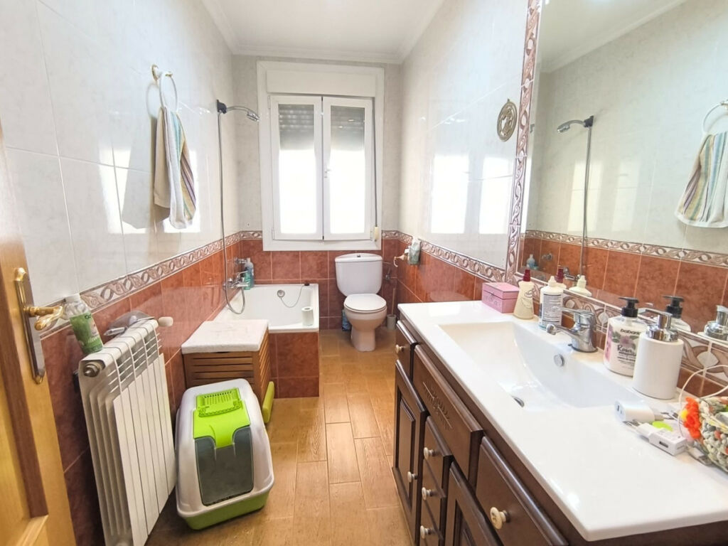 Detached Villa Yecla Murcia - image 8