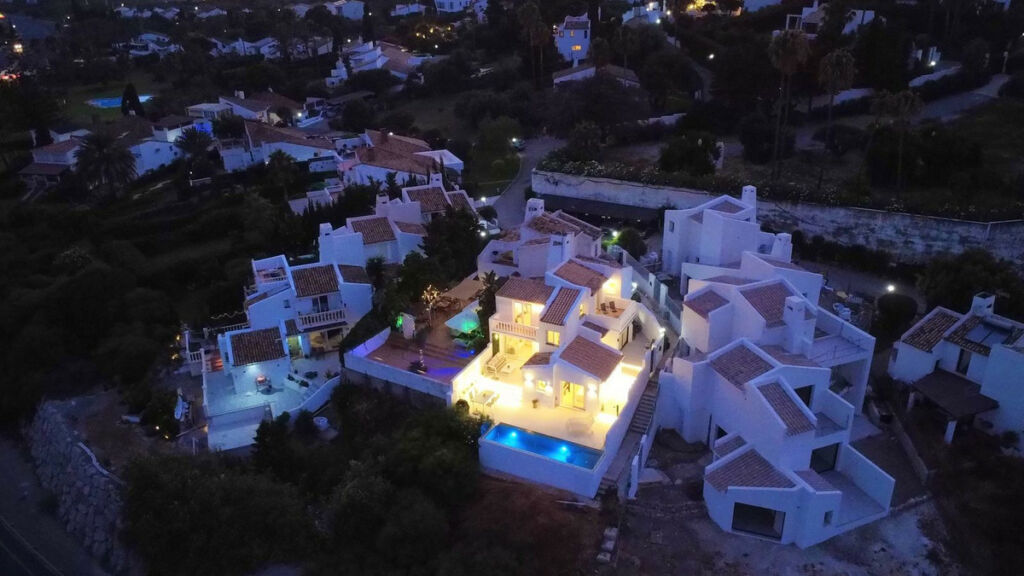 Detached Villa Estepona Málaga - image 80