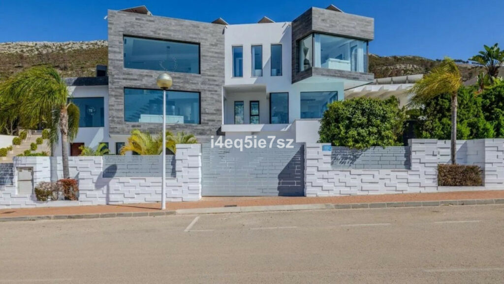 Detached Villa Javea Alicante - image 9
