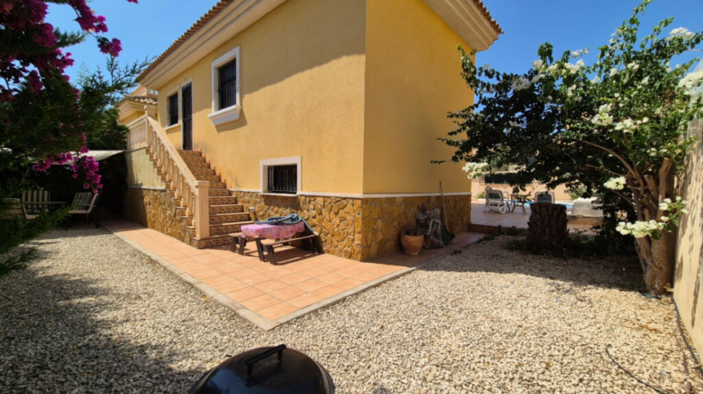 Detached Villa Orihuela Alicante - image 9