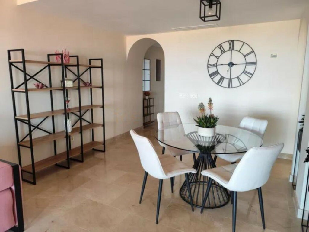 Middle Floor Apartment Manilva Málaga - image 9
