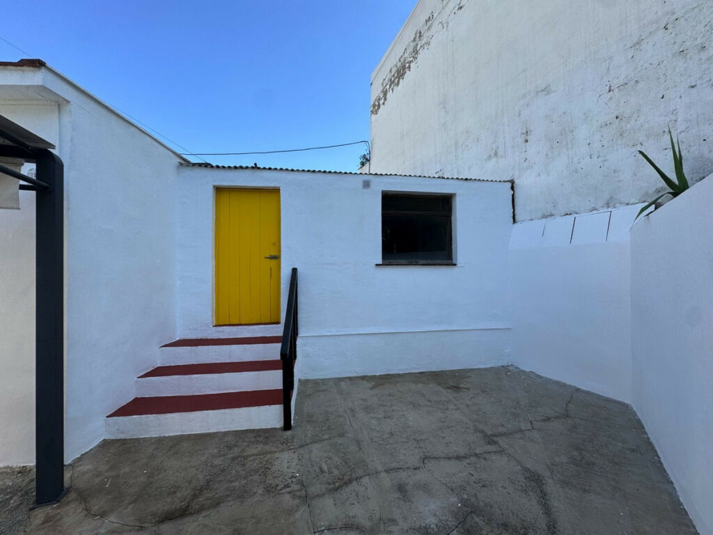 Townhouse San Enrique Cádiz - image 9