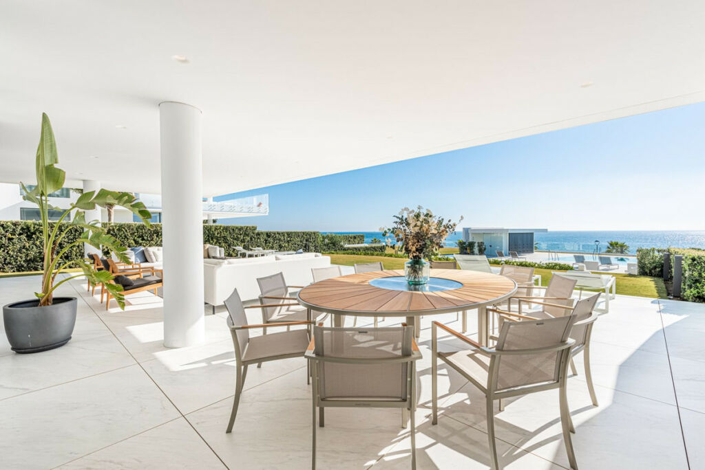 Ground Floor Apartment New Golden Mile Málaga - image 9