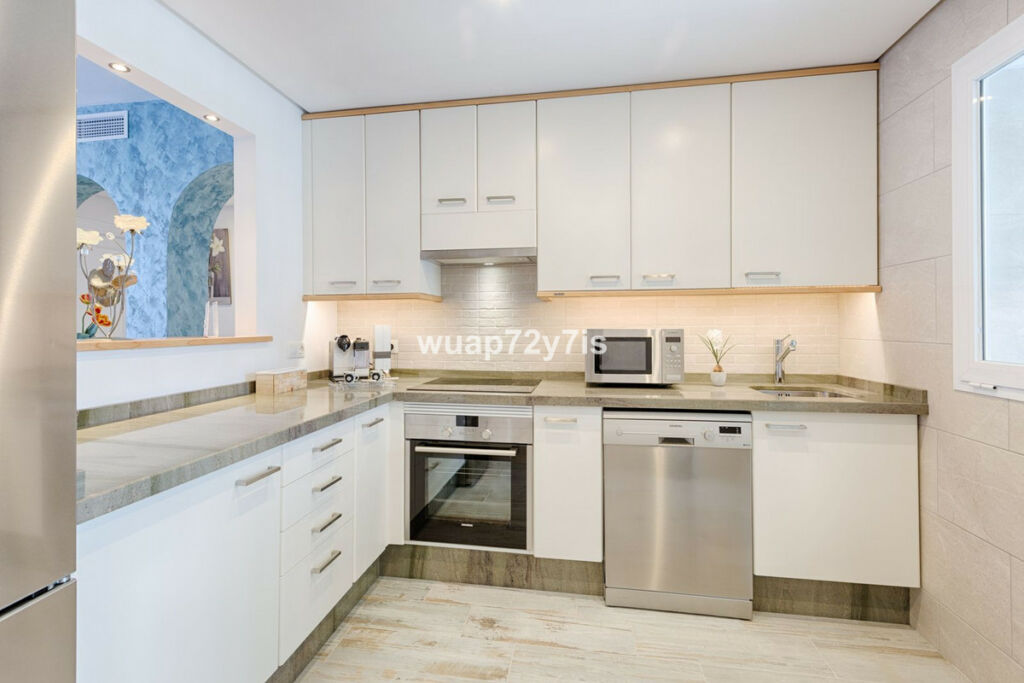 Penthouse Costalita Málaga - image 9