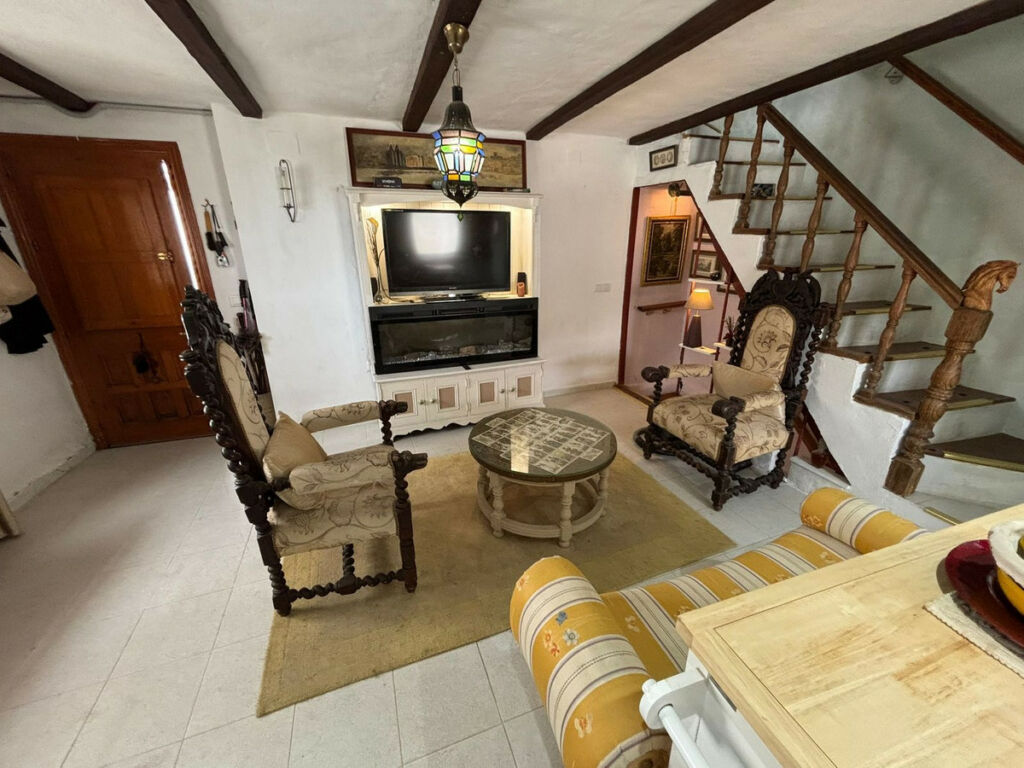 Detached Villa Casares Pueblo Málaga - image 9