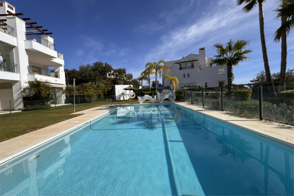 Ground Floor Apartment La Mairena Málaga - image 34