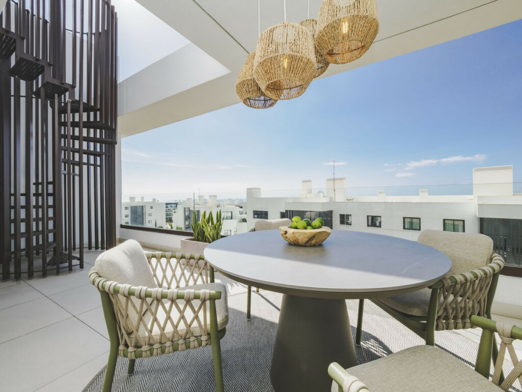 Penthouse Duplex Higueron Málaga - image 9