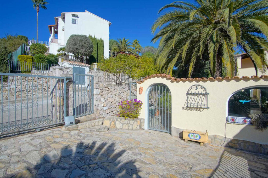 Detached Villa Pego Alicante - image 9