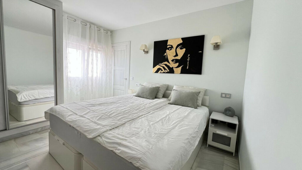 Top Floor Apartment Riviera del Sol Málaga - image 9