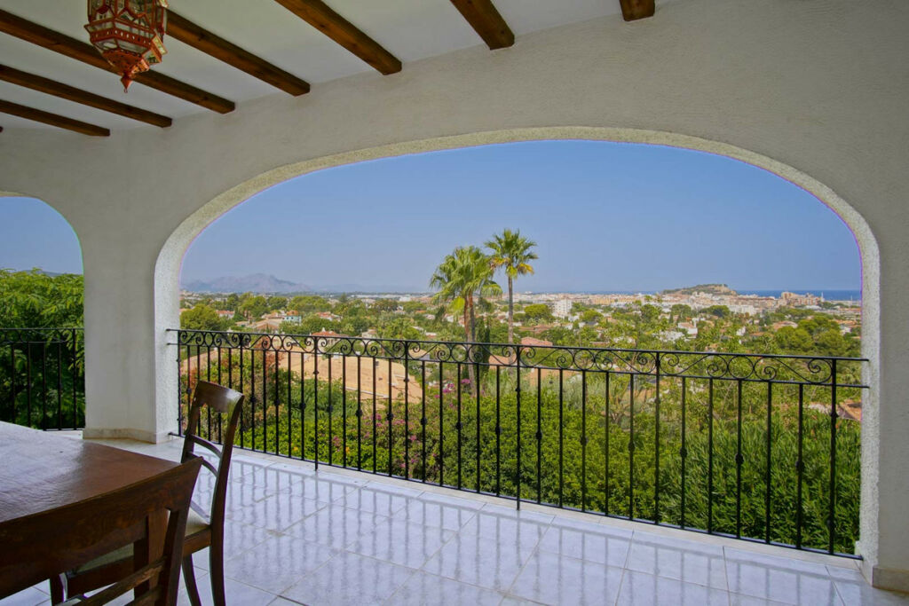 Detached Villa Denia Alicante - image 9