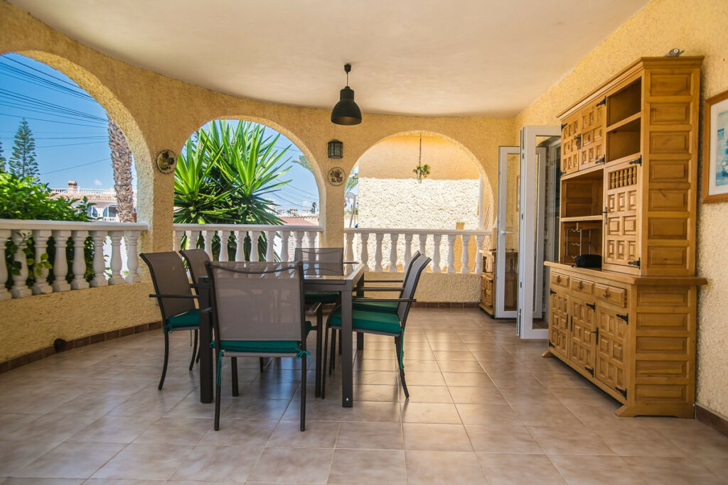 Detached Villa La Siesta Alicante - image 9