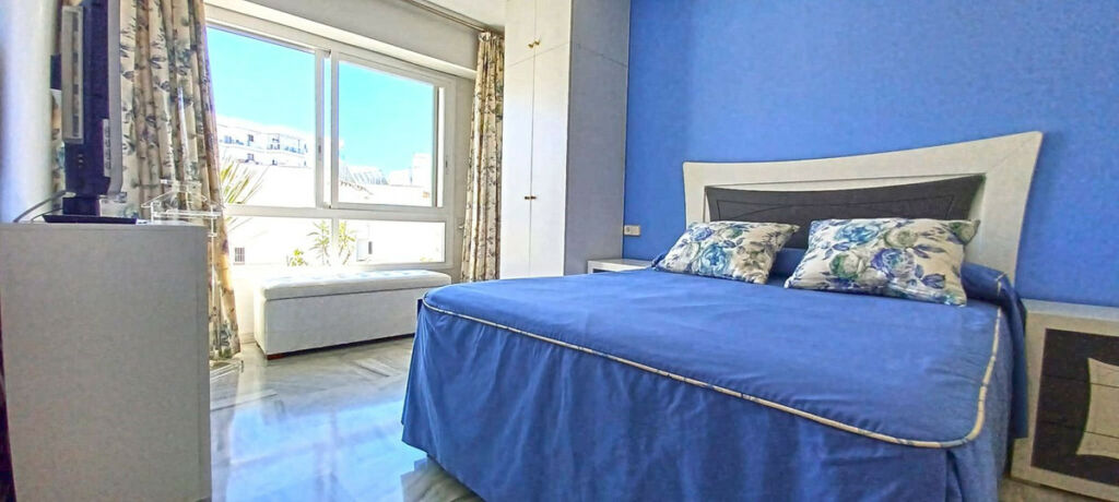 Middle Floor Apartment Marbella Málaga - image 9
