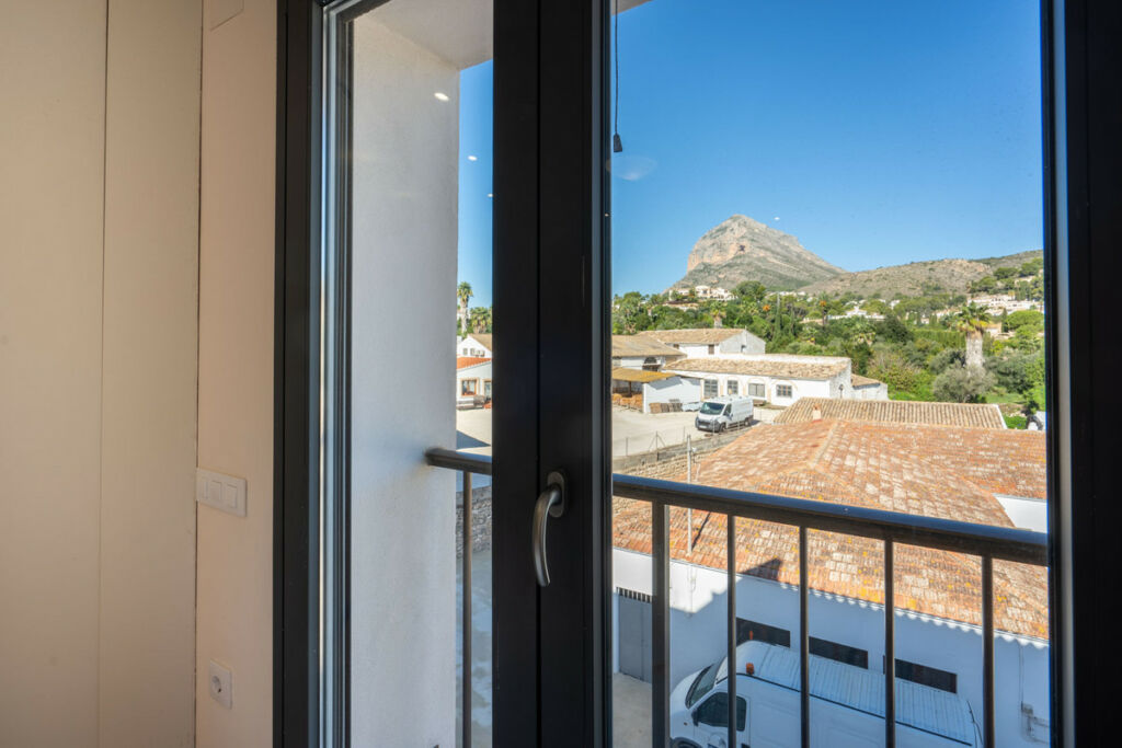 Townhouse Javea Alicante - image 9