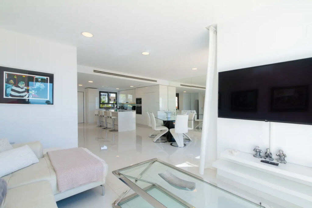 Townhouse Selwo Málaga - image 9