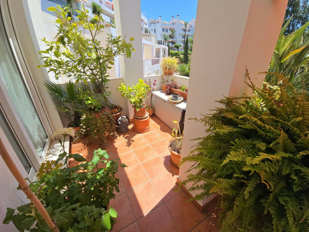 Top Floor Apartment Torrequebrada Málaga - image 9