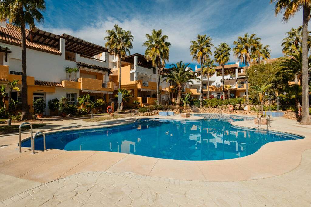 Ground Floor Apartment Bahía de Marbella Málaga - image 9