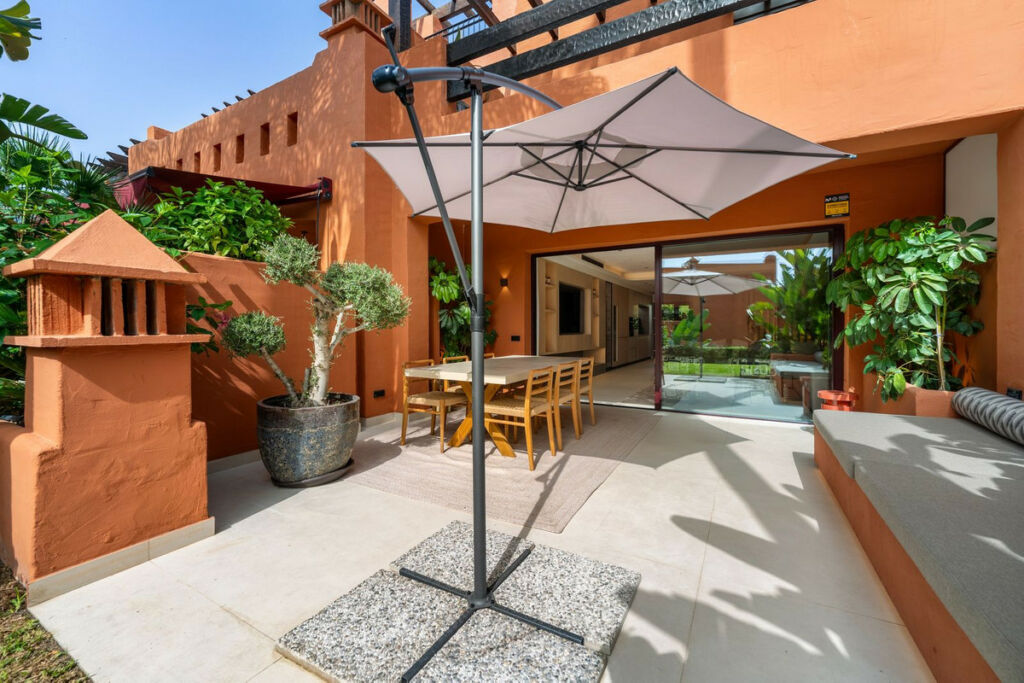 Semi-Detached House The Golden Mile Málaga - image 9