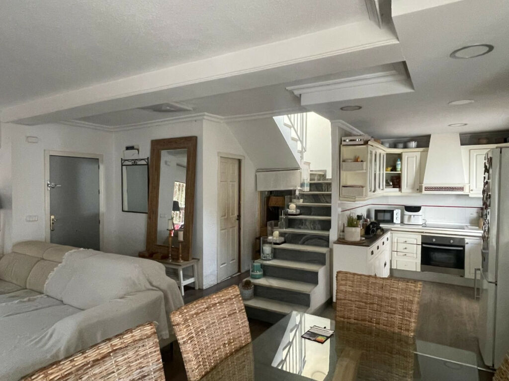 Townhouse Rojales Alicante - image 9