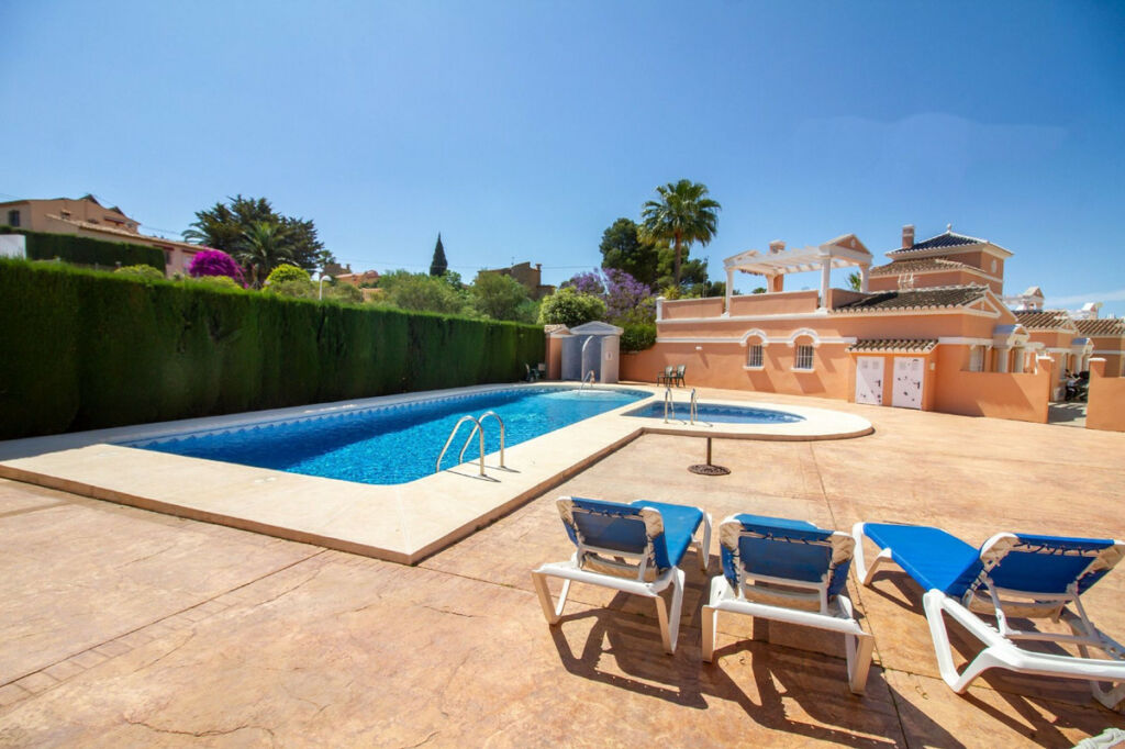 Detached Villa Calpe Alicante - image 9