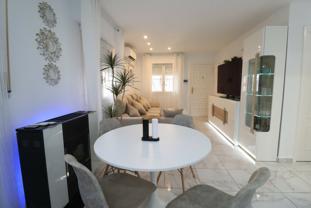 Detached Villa La Florida Alicante - image 10