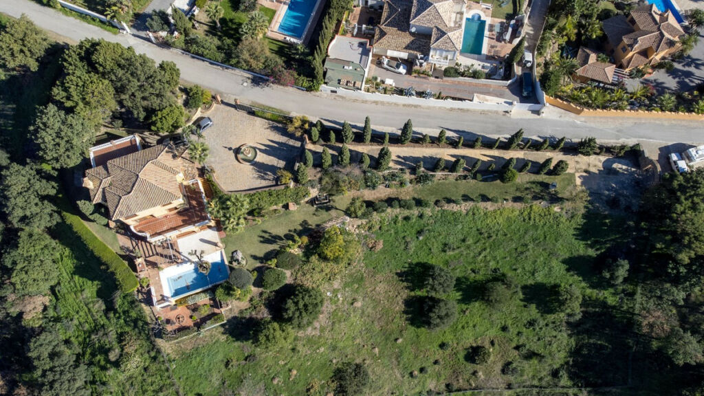 Finca - Cortijo Estepona Málaga - image 9