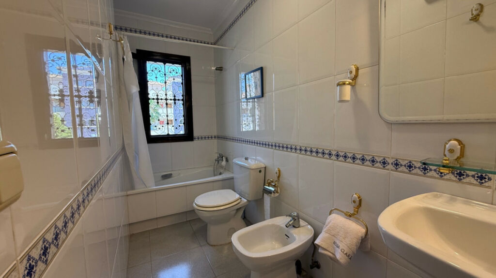 Detached Villa Orihuela Alicante - image 9