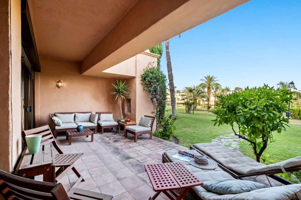 Ground Floor Apartment New Golden Mile Málaga - image 9