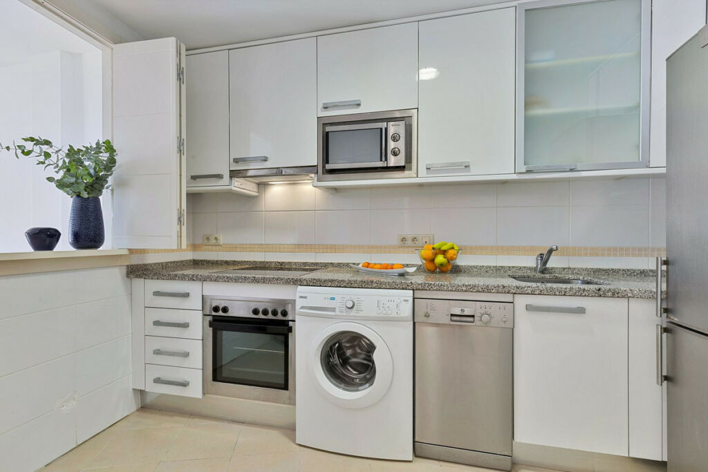 Penthouse Fuengirola Málaga - image 9
