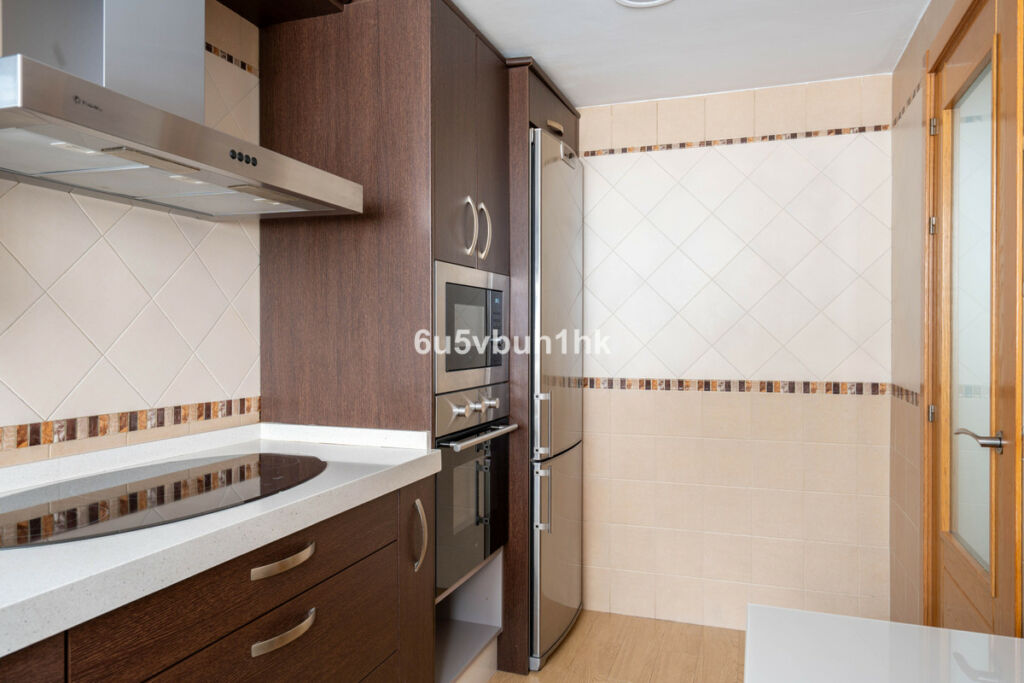 Townhouse Las Lagunas Málaga - image 9