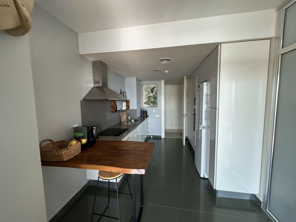 Middle Floor Apartment Manilva Málaga - image 8