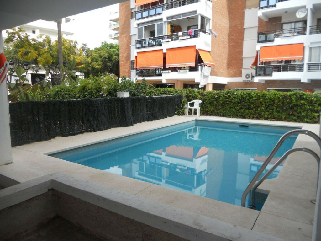 Middle Floor Apartment Marbella Málaga - image 9