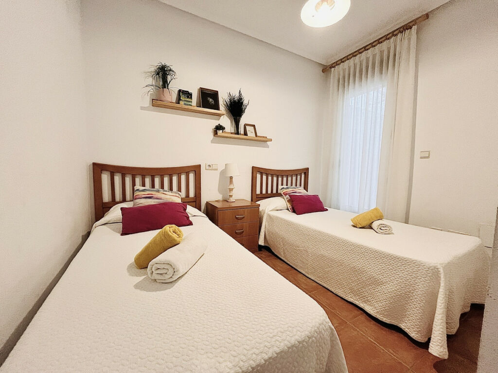 Middle Floor Apartment Guardamar del Segura Alicante - image 9
