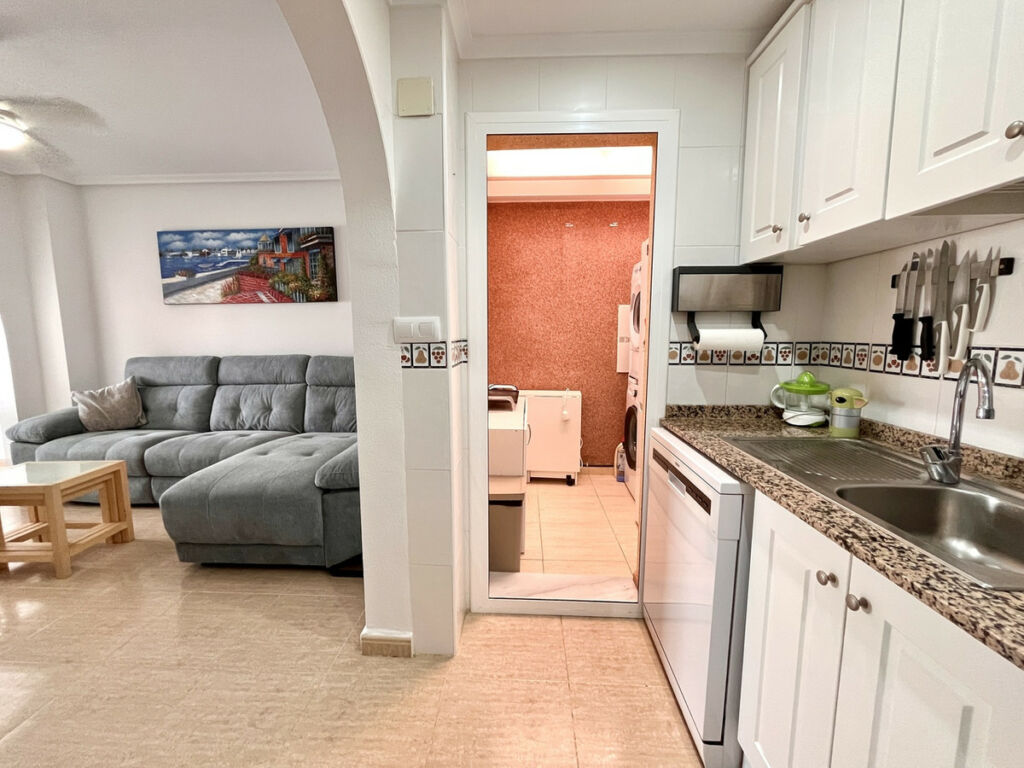 Townhouse Avileses Murcia - image 9