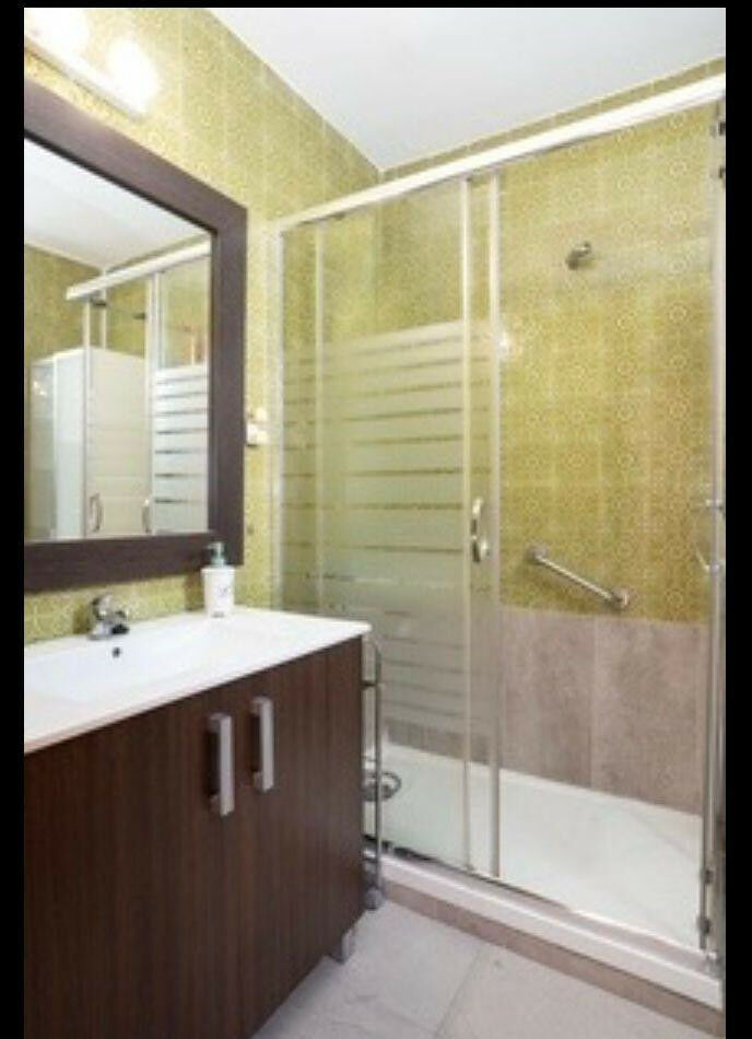 Middle Floor Apartment Torrevieja Alicante - image 9