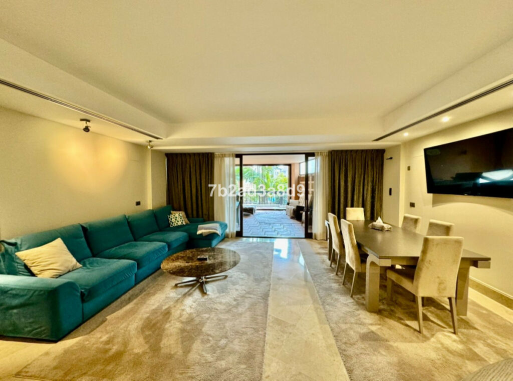 Ground Floor Apartment San Pedro de Alcántara Málaga - image 9