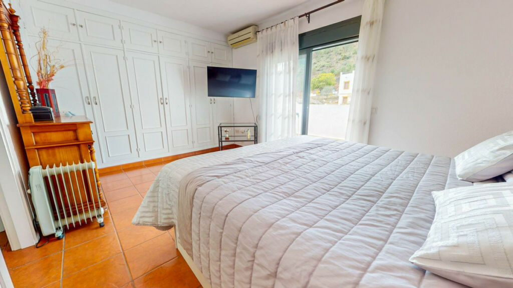 Semi-Detached House Benahavís Málaga - image 9