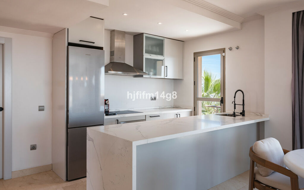 Penthouse Benahavís Málaga - image 10