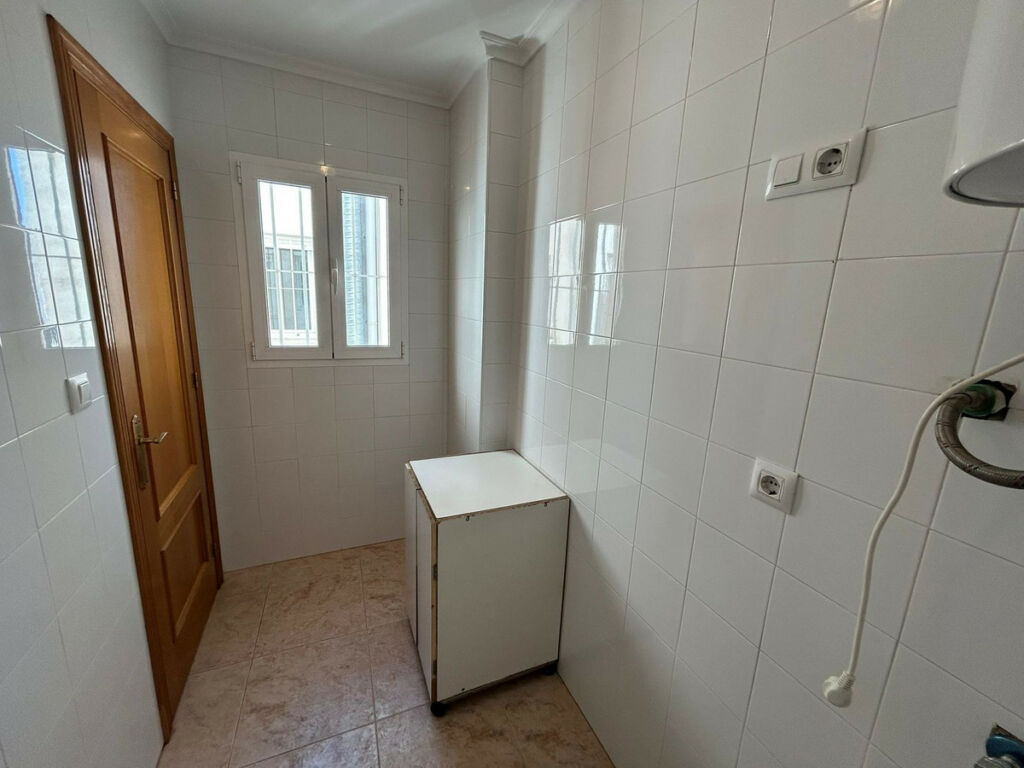 Top Floor Apartment Almoradi Alicante - image 8
